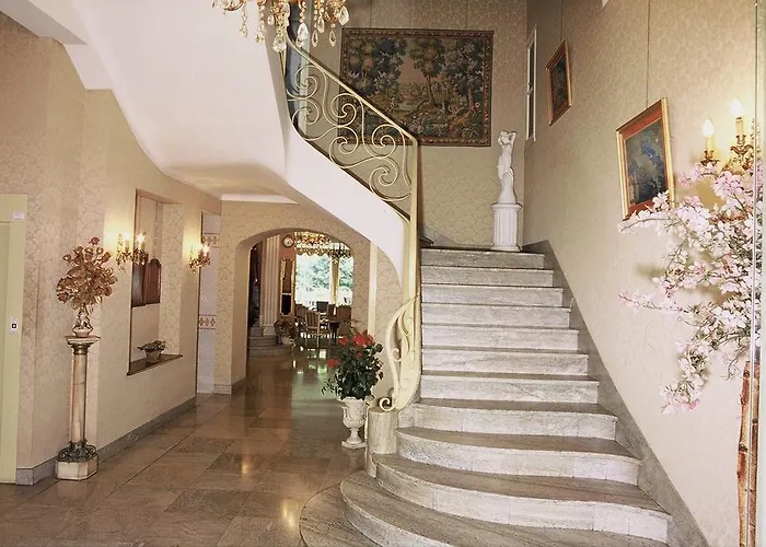 Hotel Excelsior