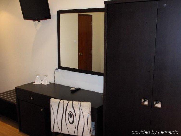 Excelsior Hotel 3*