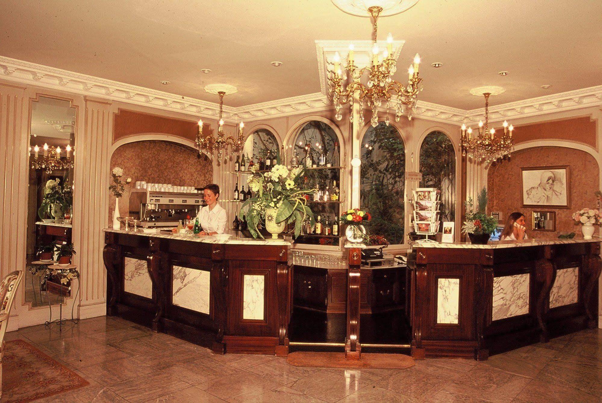 Excelsior Hotel Lourdes
