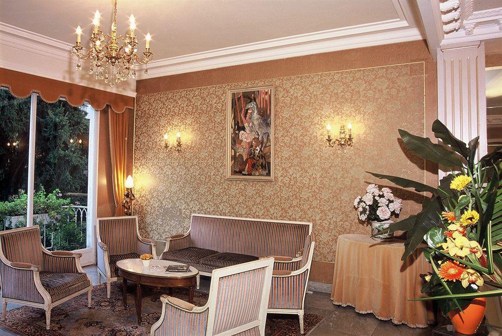 Hotel Excelsior 3*